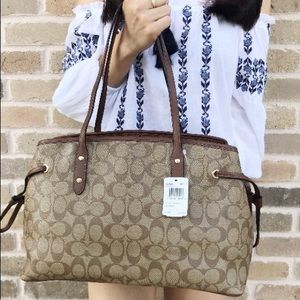 Coach Signature  Carryall Shoulder Bag NWT